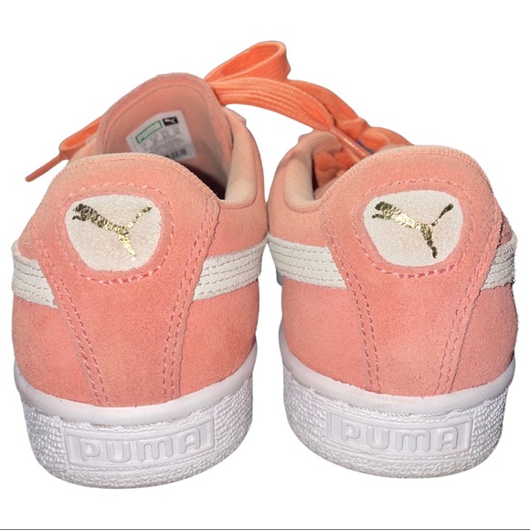 Peachy colored suede PUMA sneakers sz 8.5 - Picture 3 of 7
